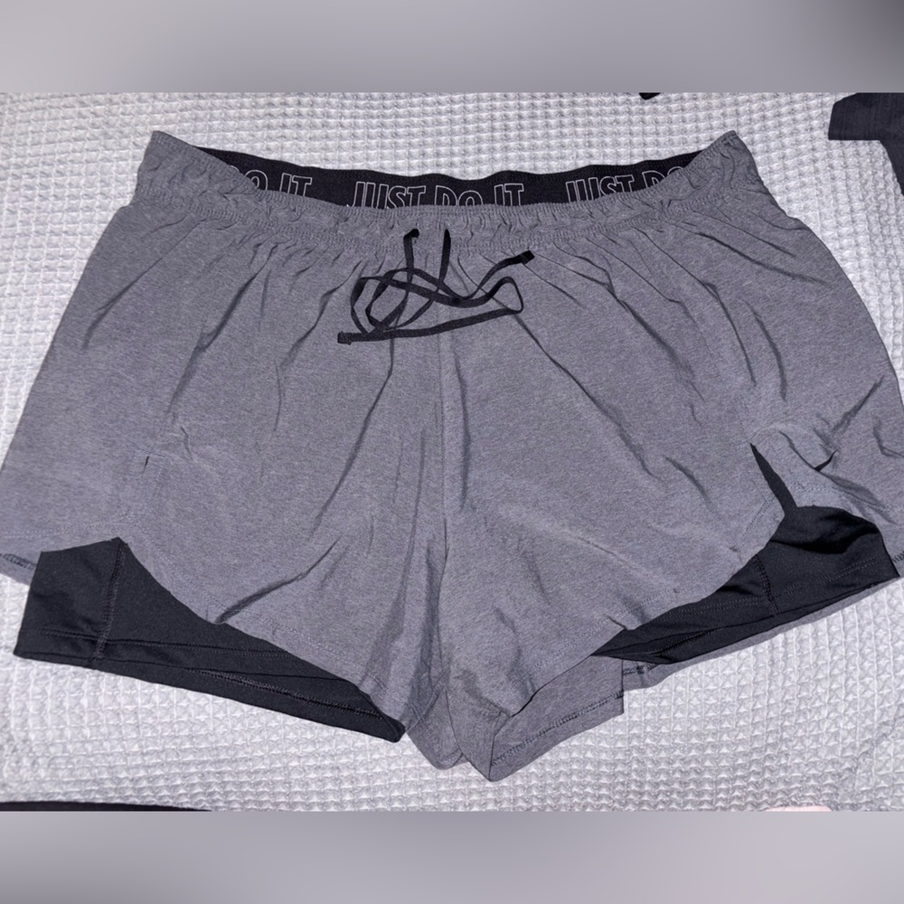 NWOT Women’s Nike Athletic Shorts